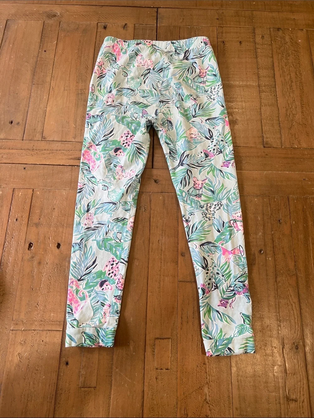 Lilly Pulitzer barking up the palm tree Sammy pajamas girls 6 dogs colorful